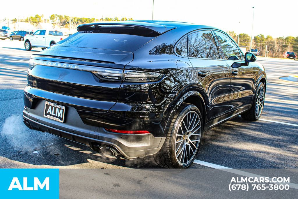 Used 2023 Porsche Cayenne Platinum Edition image 5