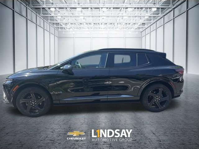 Certified 2024 Chevrolet Equinox EV RS FWD image 20