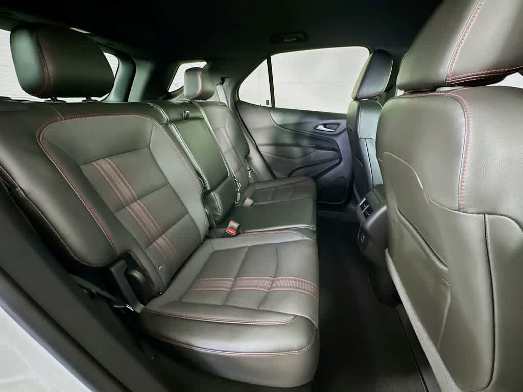 Used 2024 Chevrolet Equinox RS FWD image 31