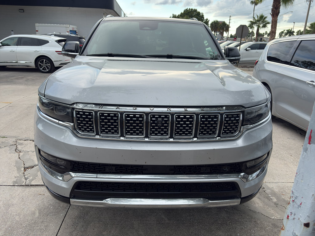 Used 2024 Jeep Grand Wagoneer L Series III AWD/4WD image 2