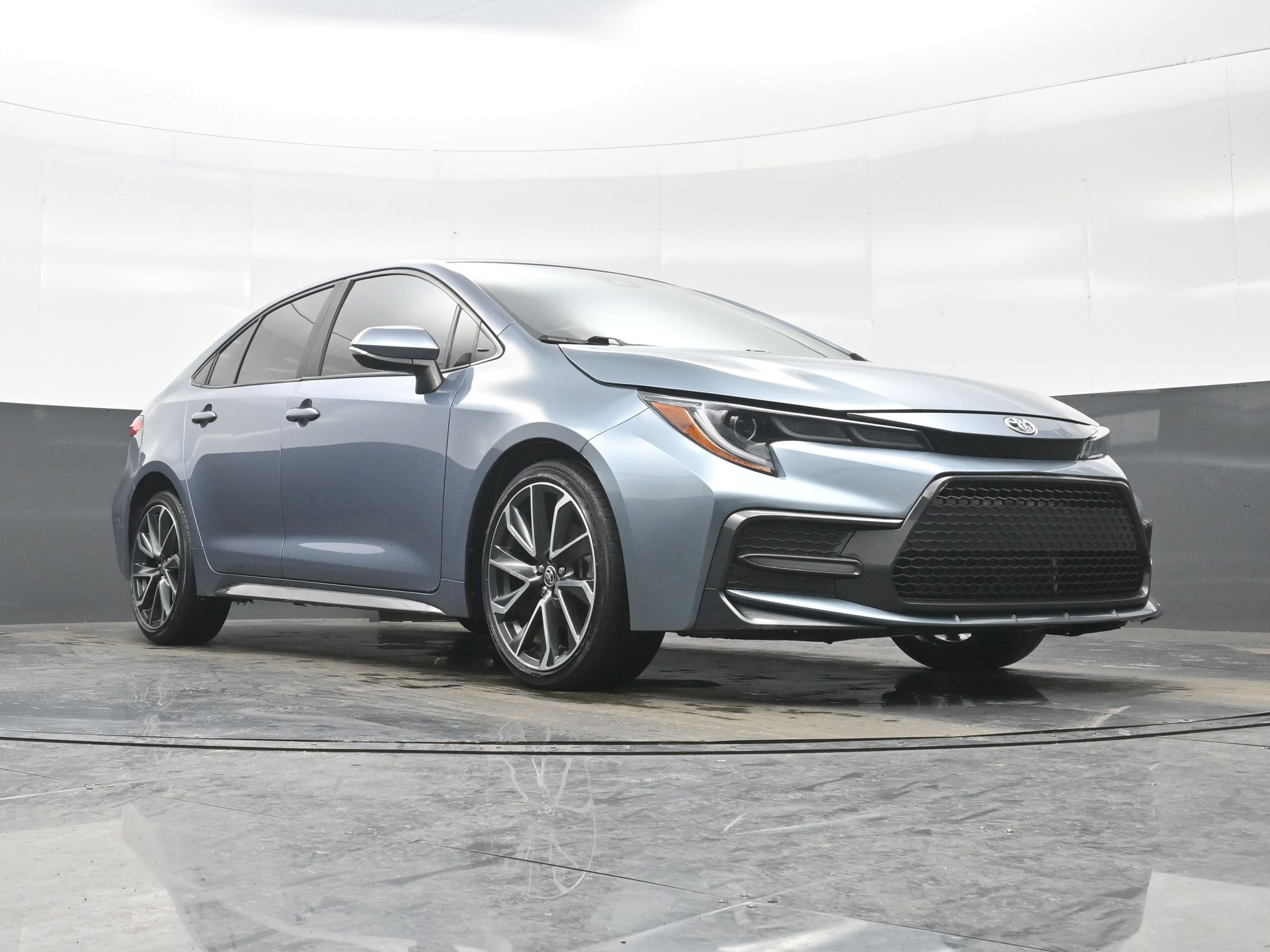 Used 2020 Toyota Corolla SE image 24