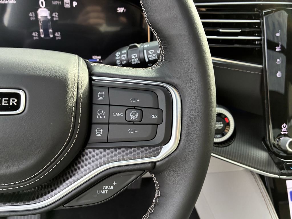 New 2026 Jeep Grand Wagoneer Summit image 22