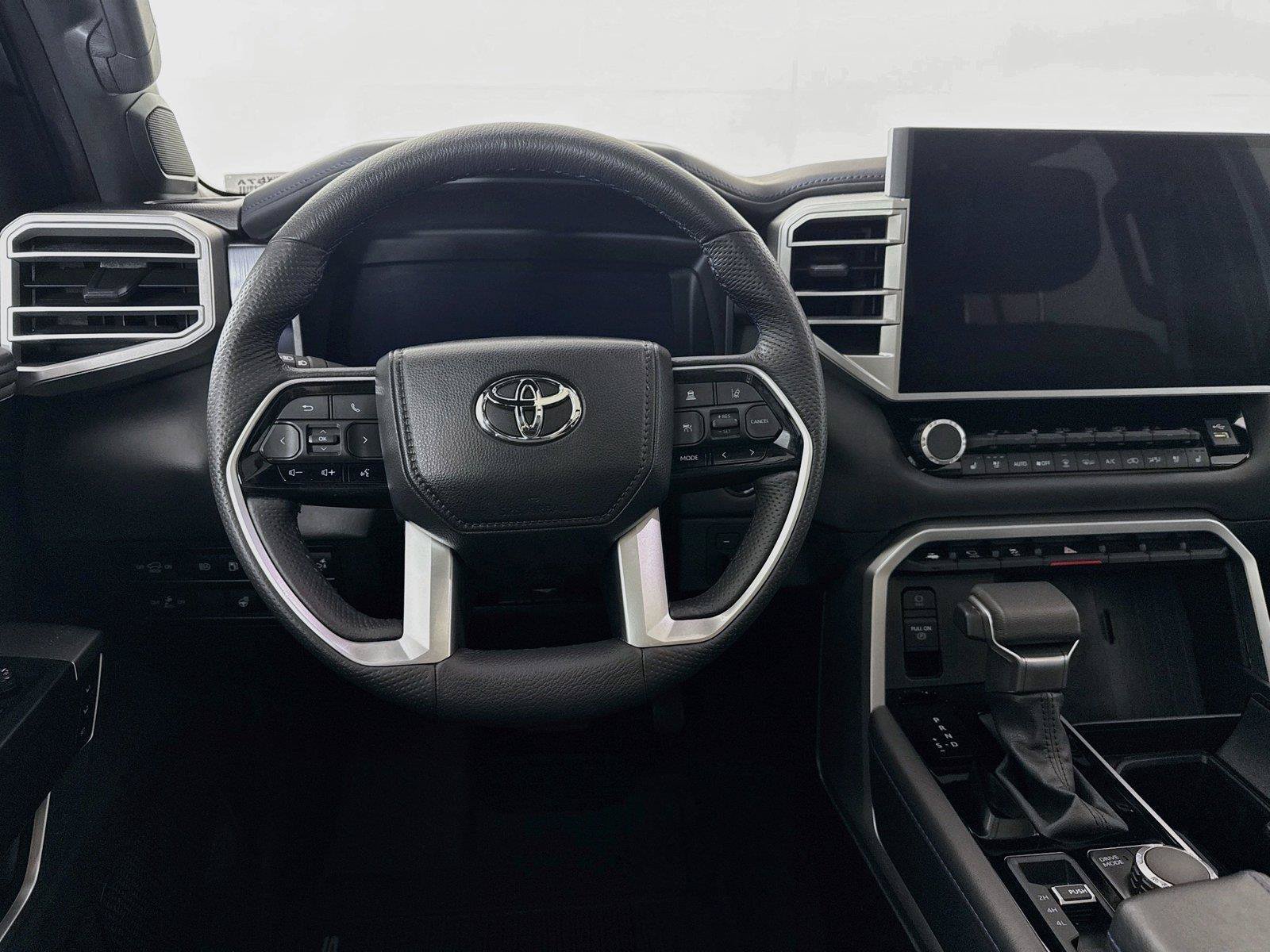 Certified 2025 Toyota Sequoia Platinum AWD/4WD image 32