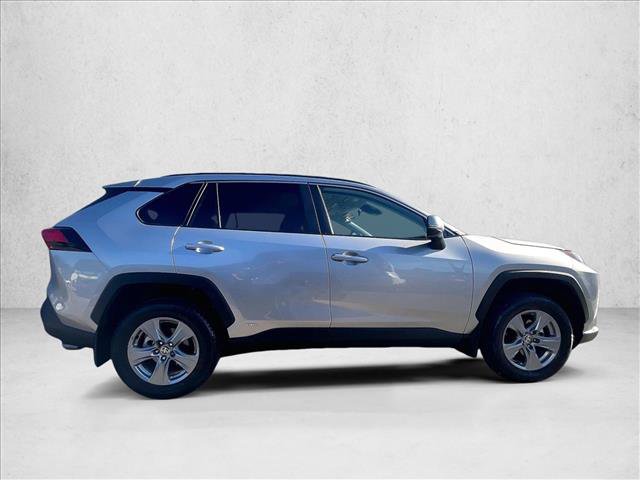 Used 2025 Toyota RAV4 XLE w/ Convenience Package AWD/4WD image 5