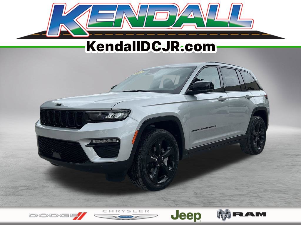 Certified 2025 Jeep Grand Cherokee Limited w/ Black Appearance Package
