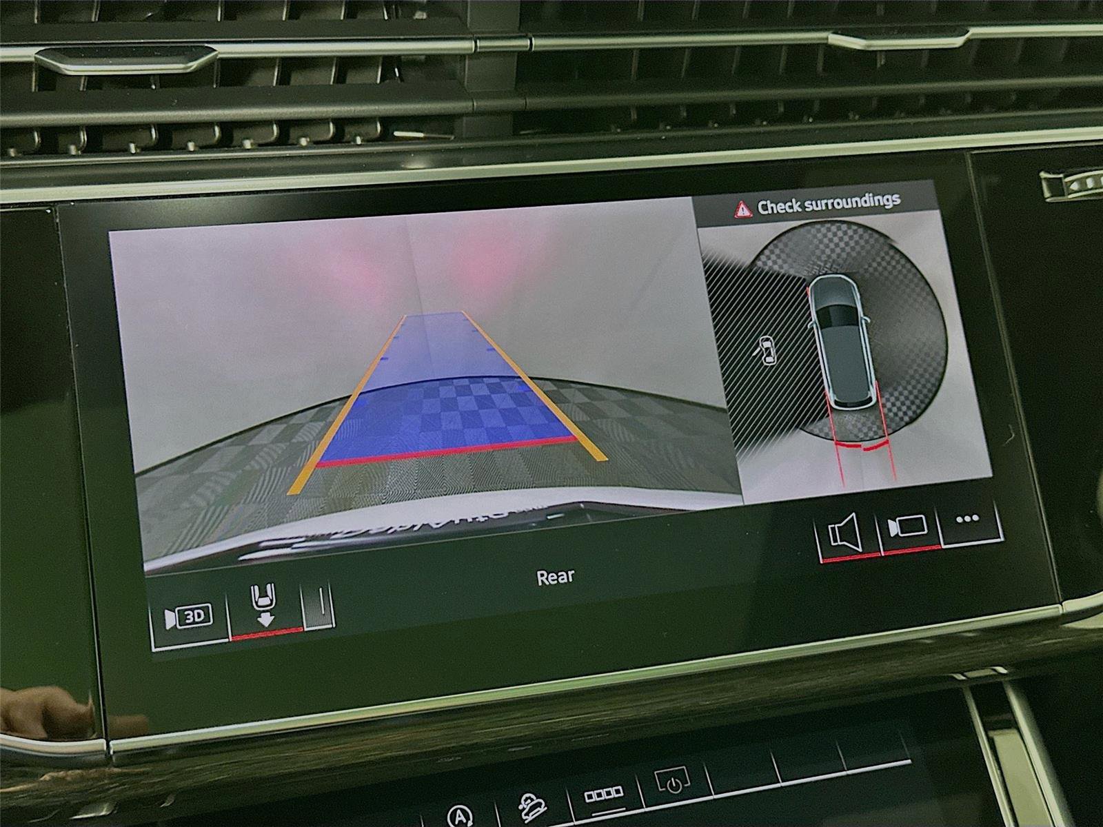 Used 2025 Audi Q7 3.0T Premium Plus image 6