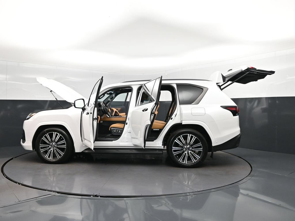 New 2026 Lexus LX 700h Luxury w/ Appearance Package AWD/4WD image 47