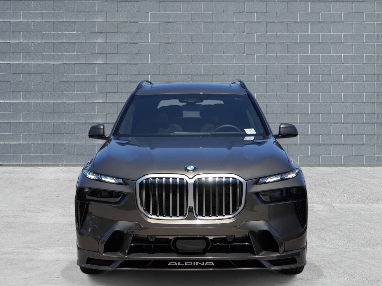 New 2026 BMW ALPINA XB7 AWD/4WD image 2