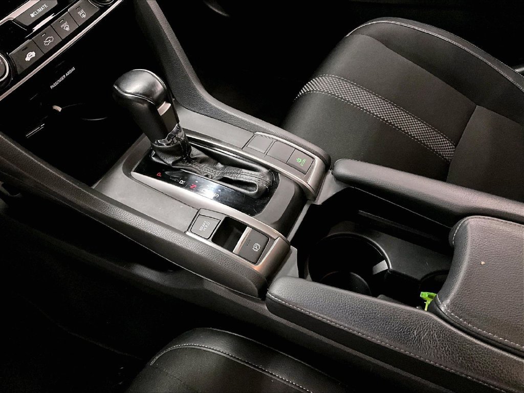 Used 2021 Honda Civic Sport image 18
