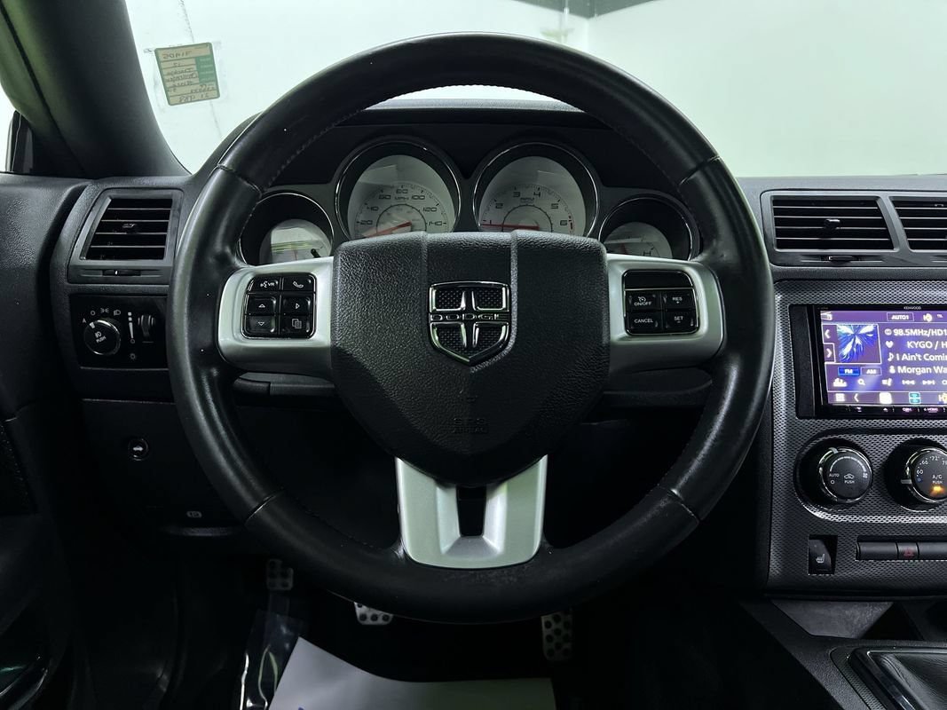 Used 2012 Dodge Challenger R/T RWD image 21