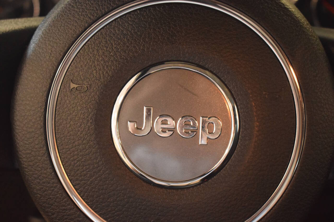 Used 2014 Jeep Wrangler Sport w/ Quick Order Package 24S AWD/4WD image 82