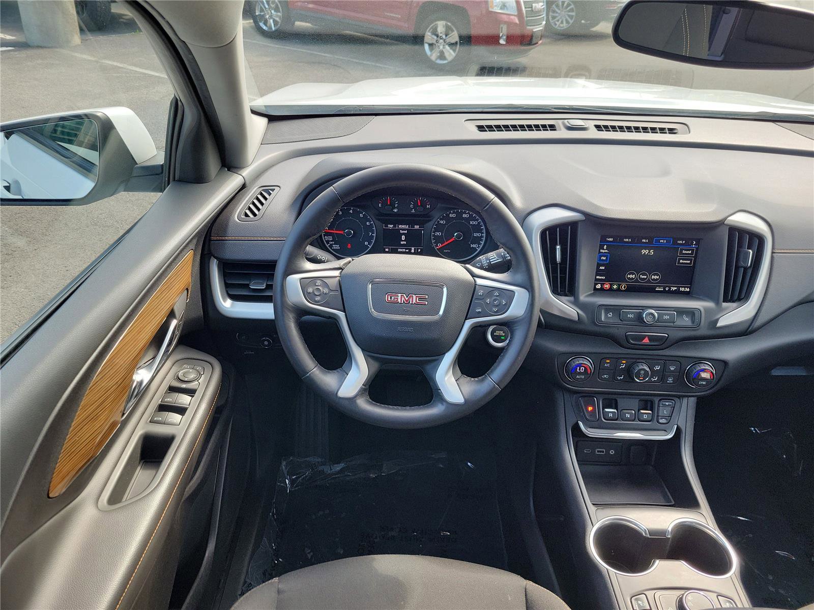Used 2018 GMC Terrain SLE w/ Driver Convenience Package FWD image 20