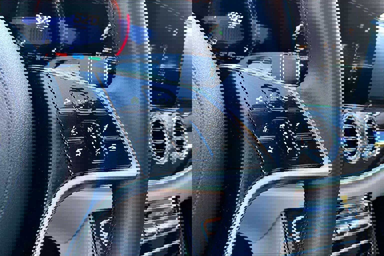 Used 2023 Mercedes-Benz E 450 4MATIC Sedan image 25