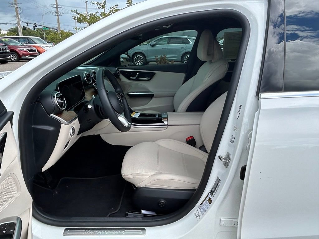 Used 2024 Mercedes-Benz C 300 Sedan image 15