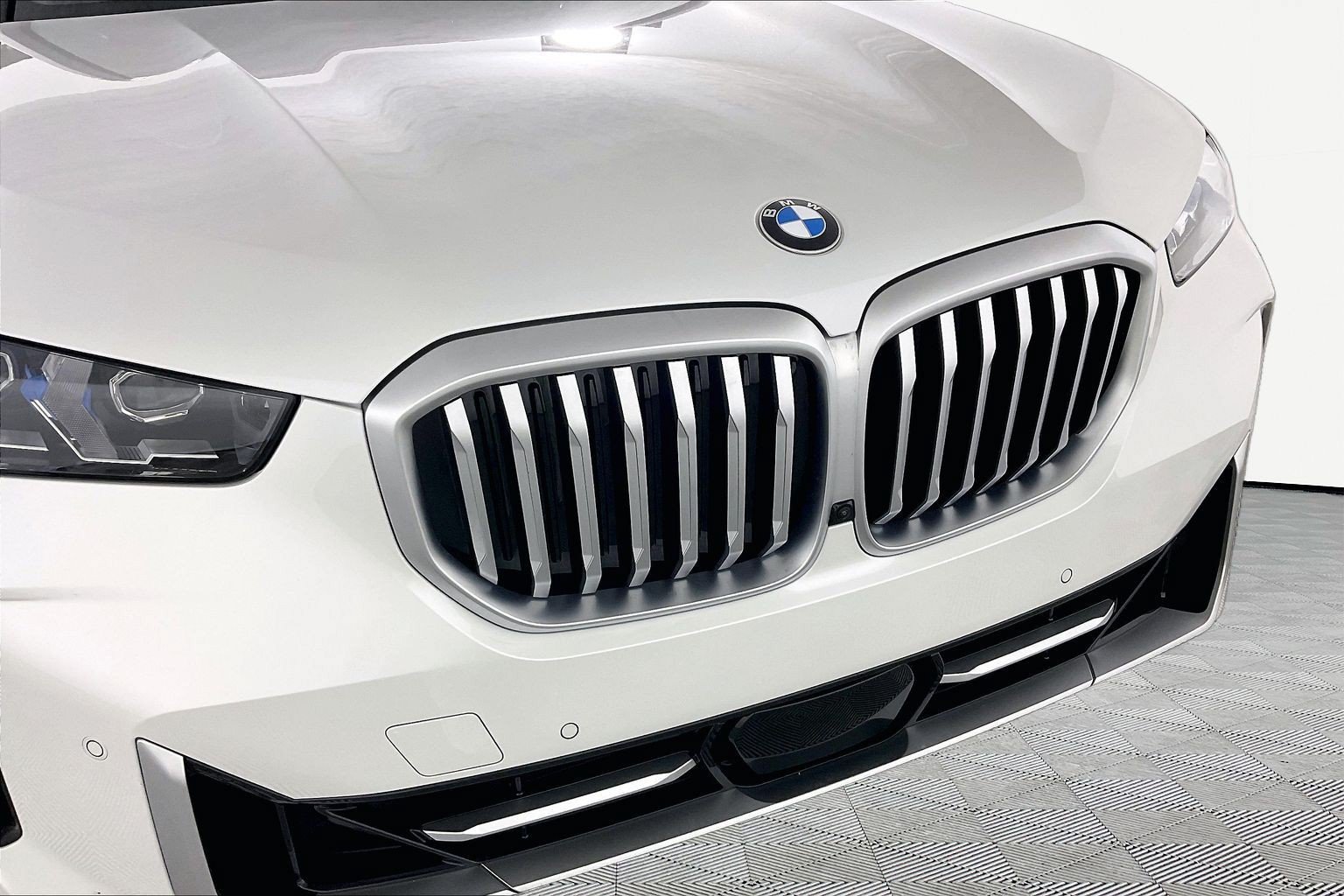 Used 2026 BMW X5 xDrive40i AWD/4WD image 28