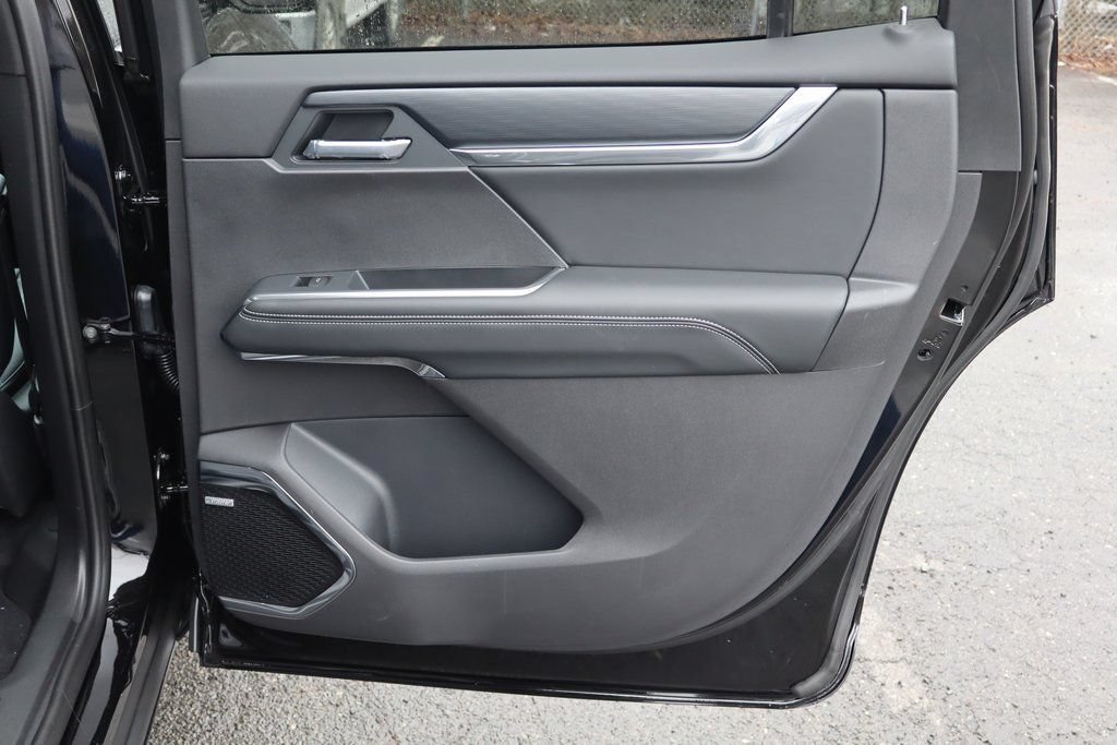 New 2026 GMC Acadia Elevation w/ Black Edition FWD image 22