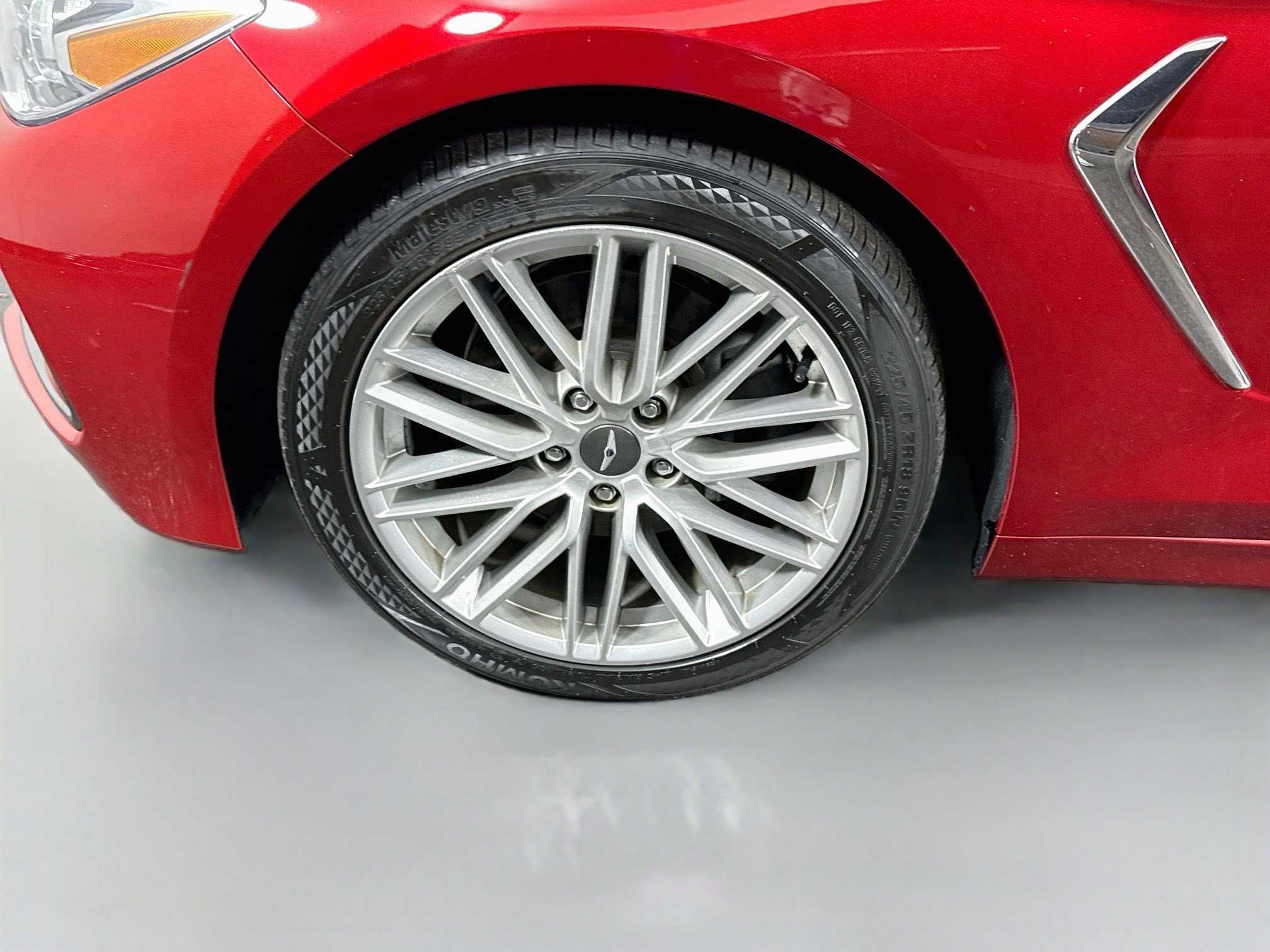 Used 2021 Genesis G70 2.0T RWD image 38