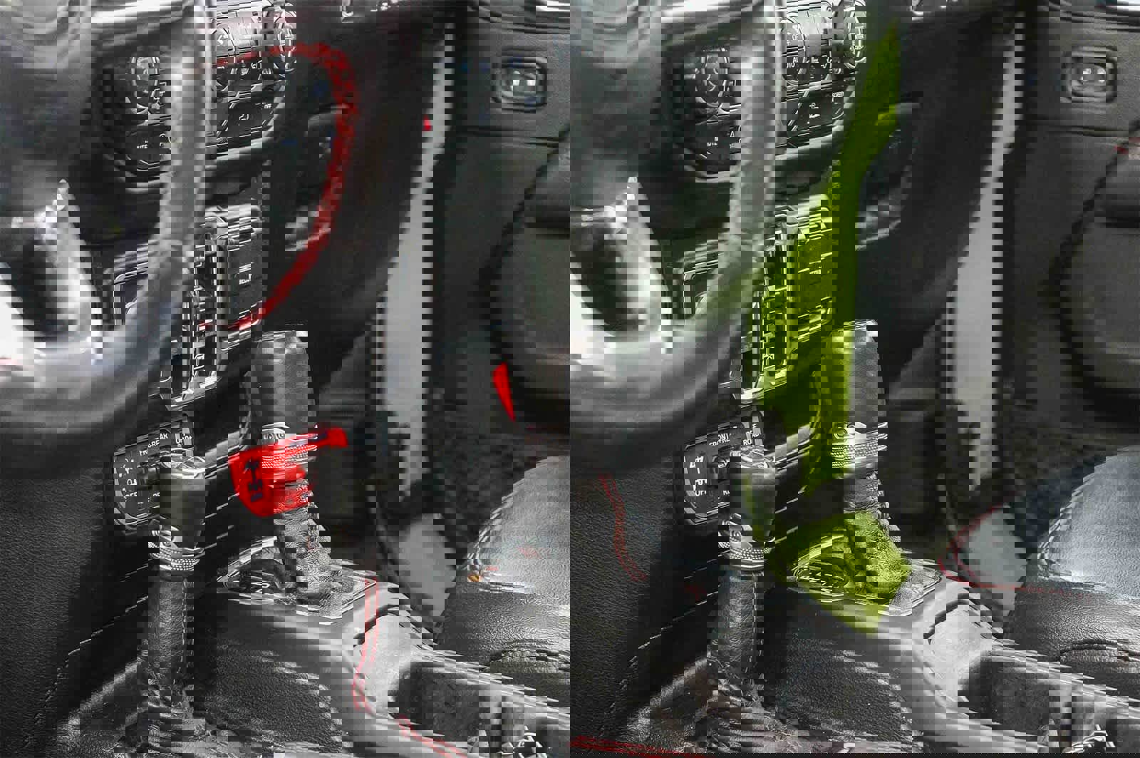 Used 2021 Jeep Wrangler Unlimited Rubicon w/ Xtreme Recon 35" Tire Package image 23