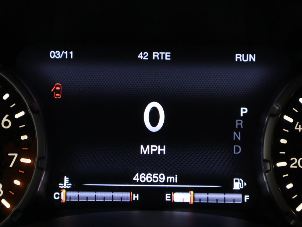 Used 2017 Jeep Renegade Limited FWD image 22