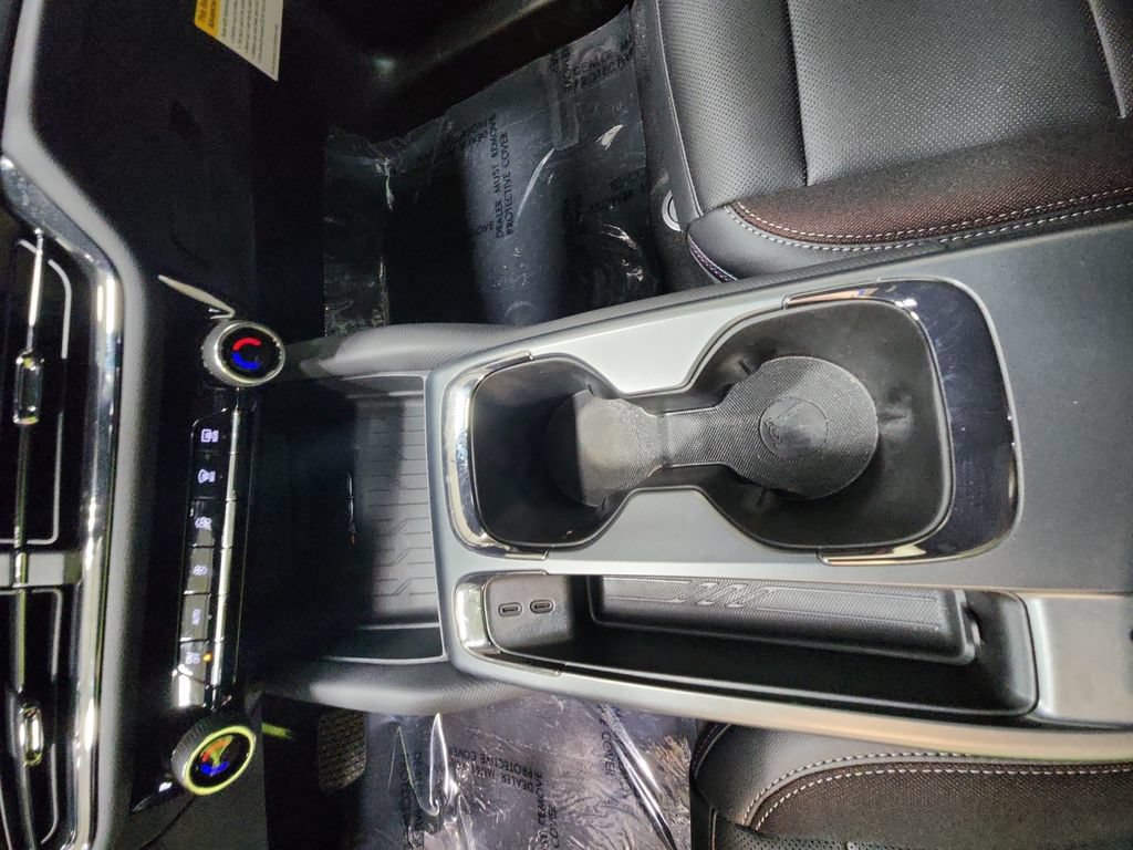 Used 2026 Chevrolet Equinox EV RS w/ Convenience Package II AWD/4WD image 23