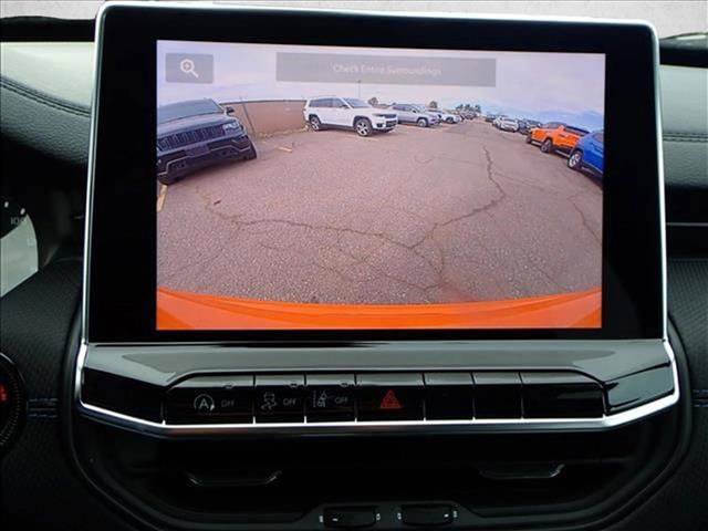 New 2026 Jeep Compass Latitude AWD/4WD image 18