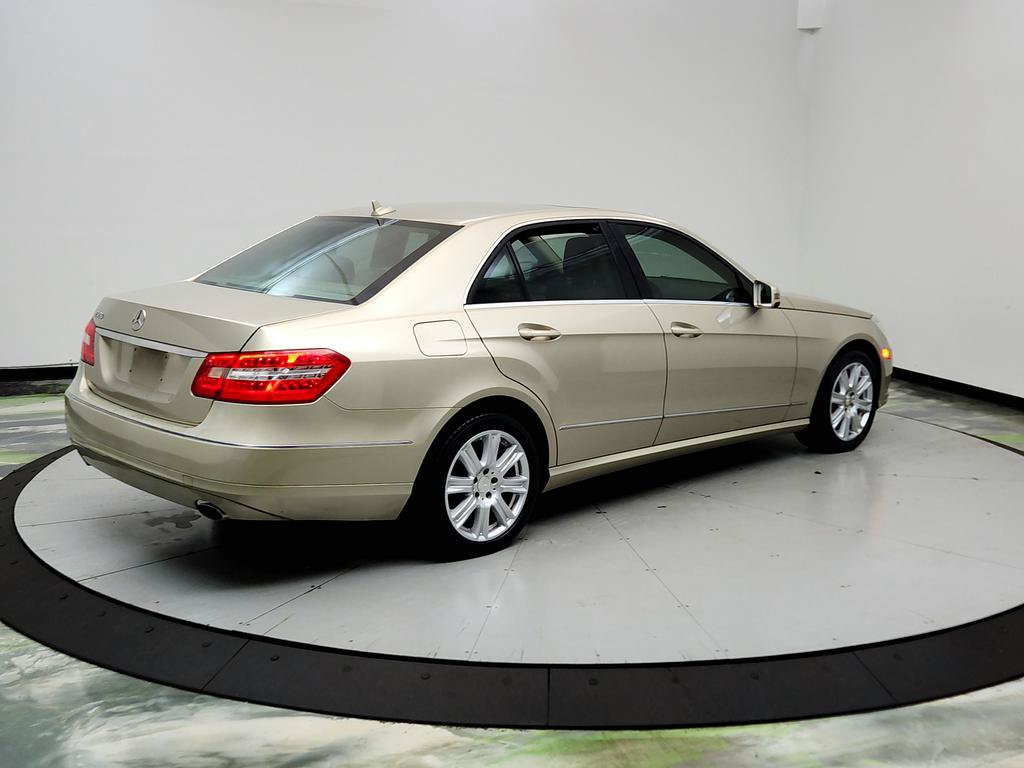 Used 2013 Mercedes-Benz E 350 Sedan image 5