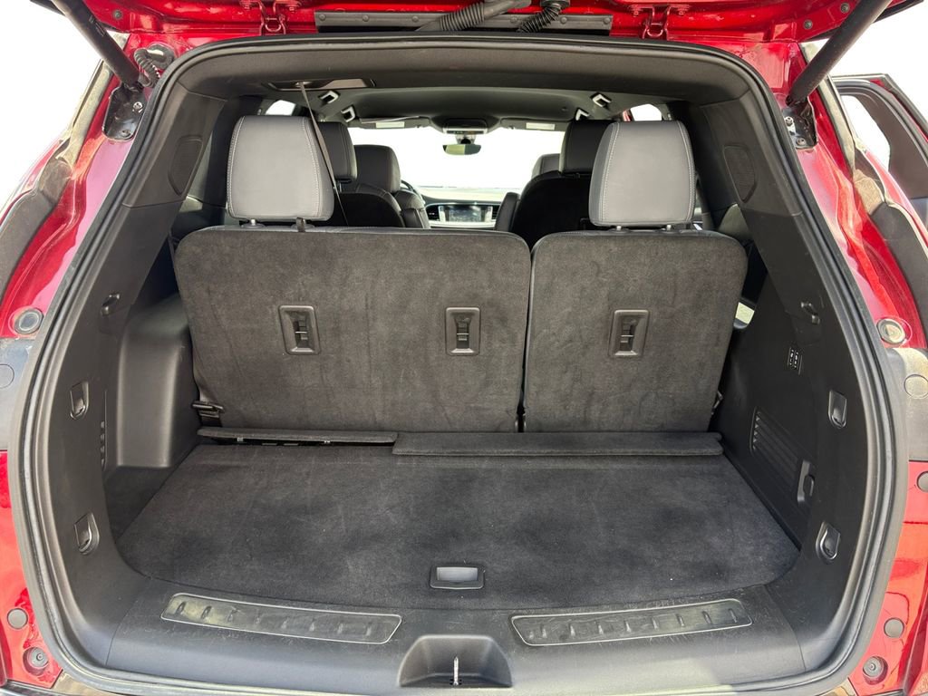Used 2024 Buick Enclave Premium FWD image 12