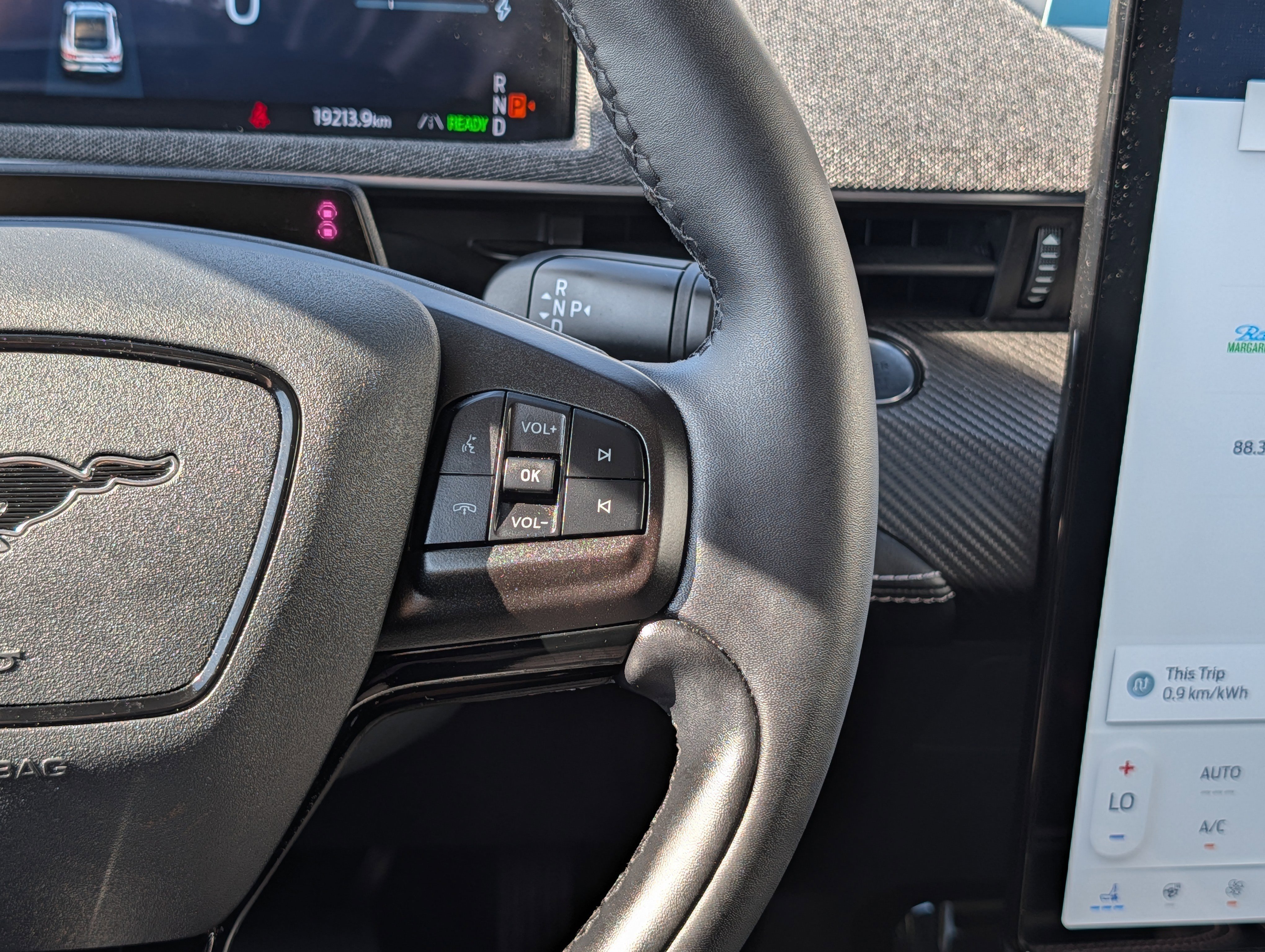 Used 2025 Ford Mustang Mach-E Premium image 25
