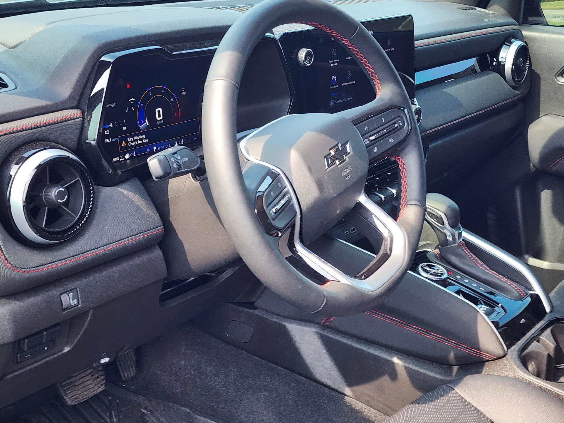 Used 2024 Chevrolet Colorado Z71 w/ Z71 Convenience Package 2 image 7