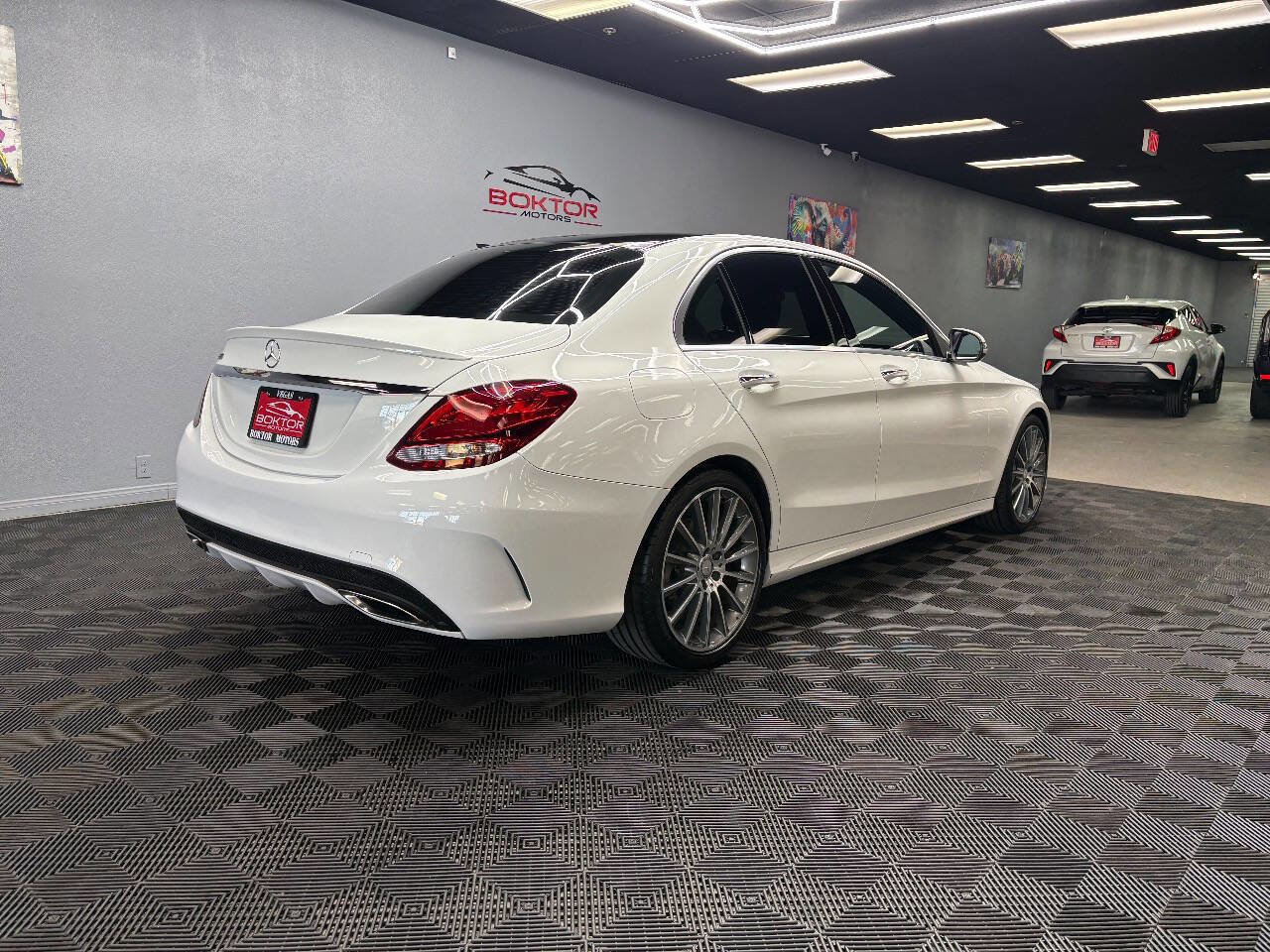 Used 2016 Mercedes-Benz C 300 Luxury image 8
