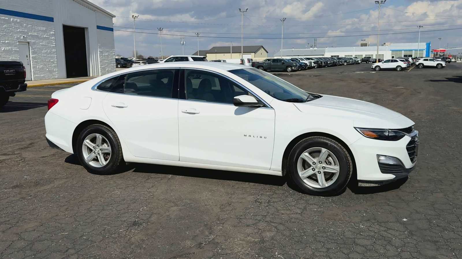 Certified 2020 Chevrolet Malibu LS w/ Driver Confidence Package II FWD image 2