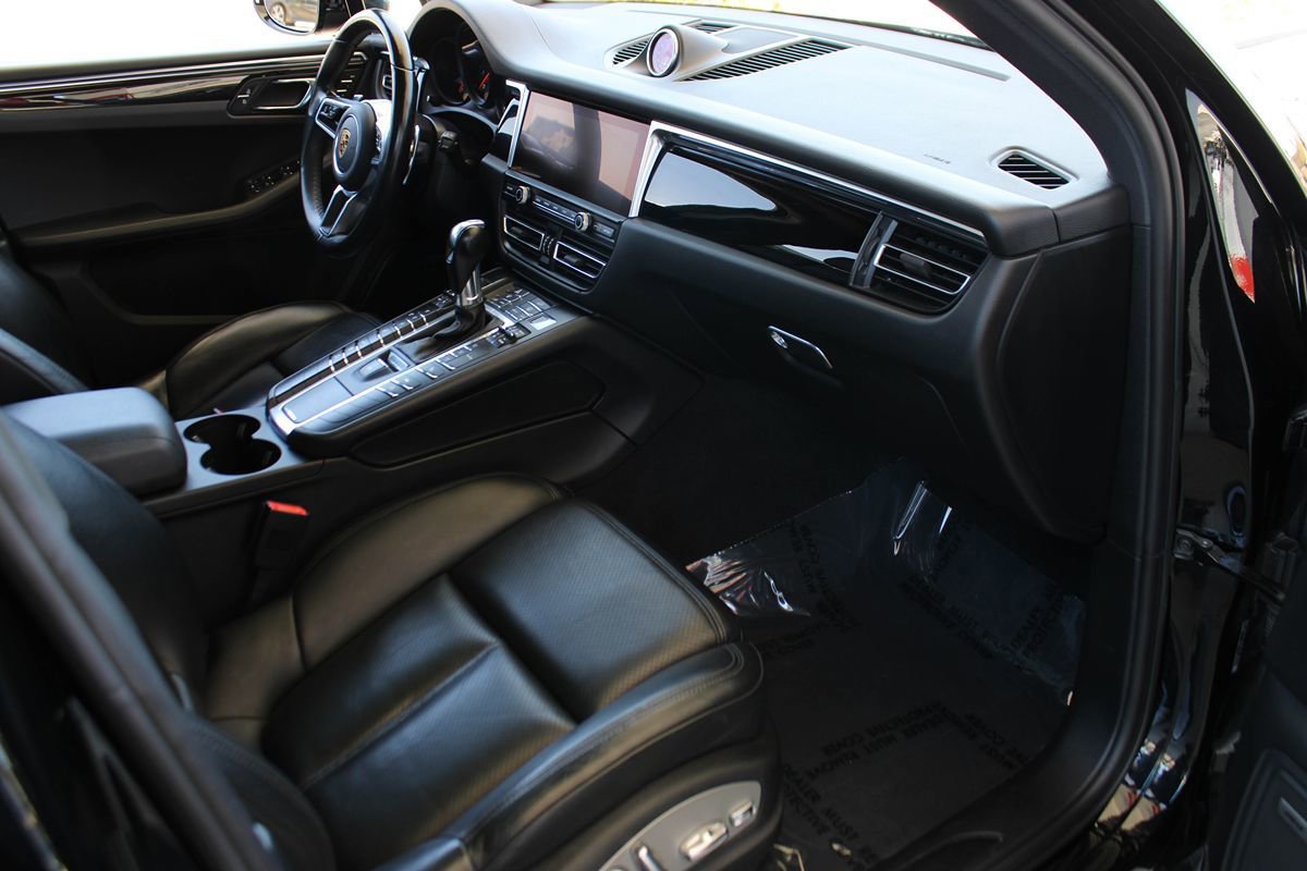 Used 2021 Porsche Macan AWD/4WD image 16