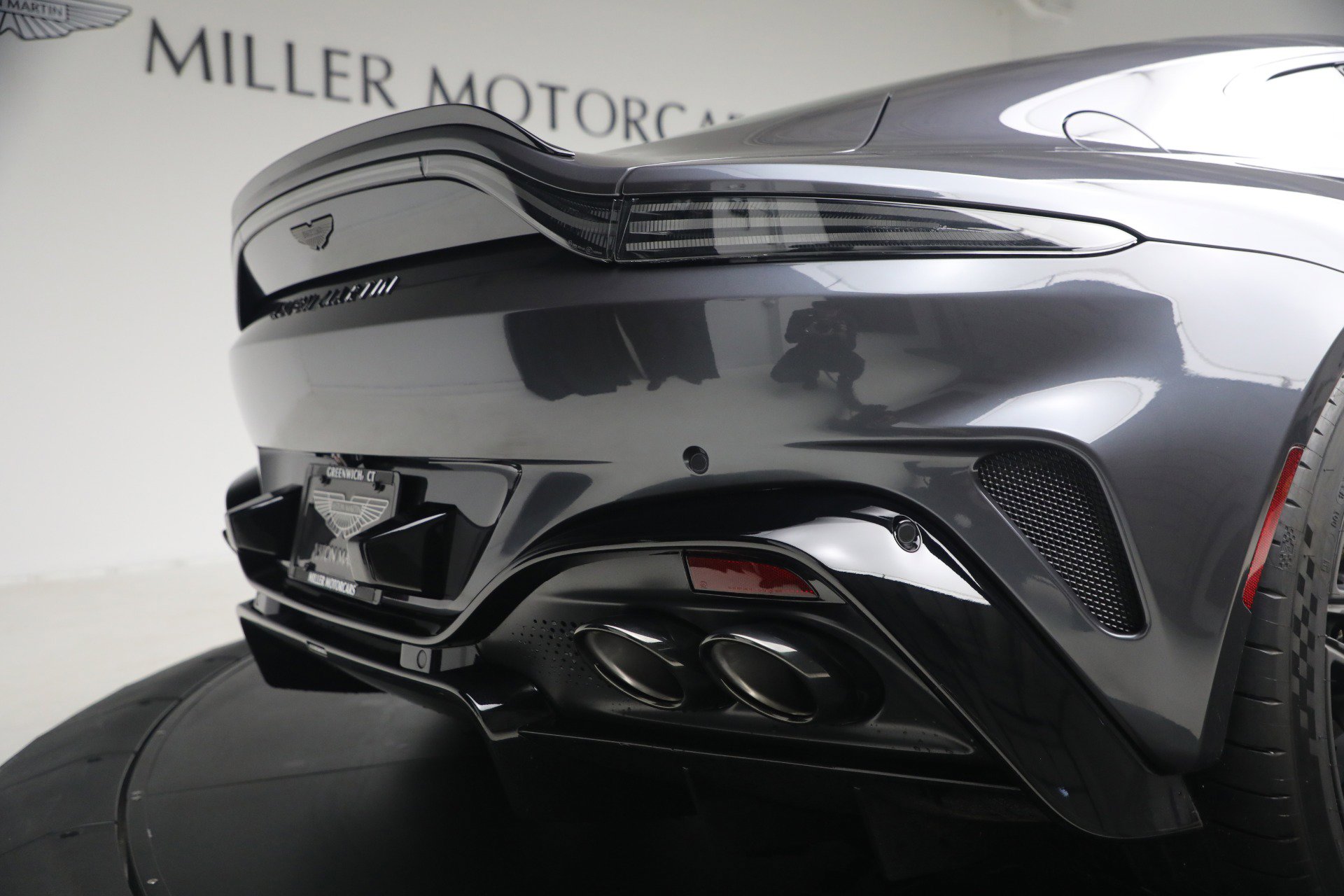 New 2026 Aston Martin V8 Vantage S image 28