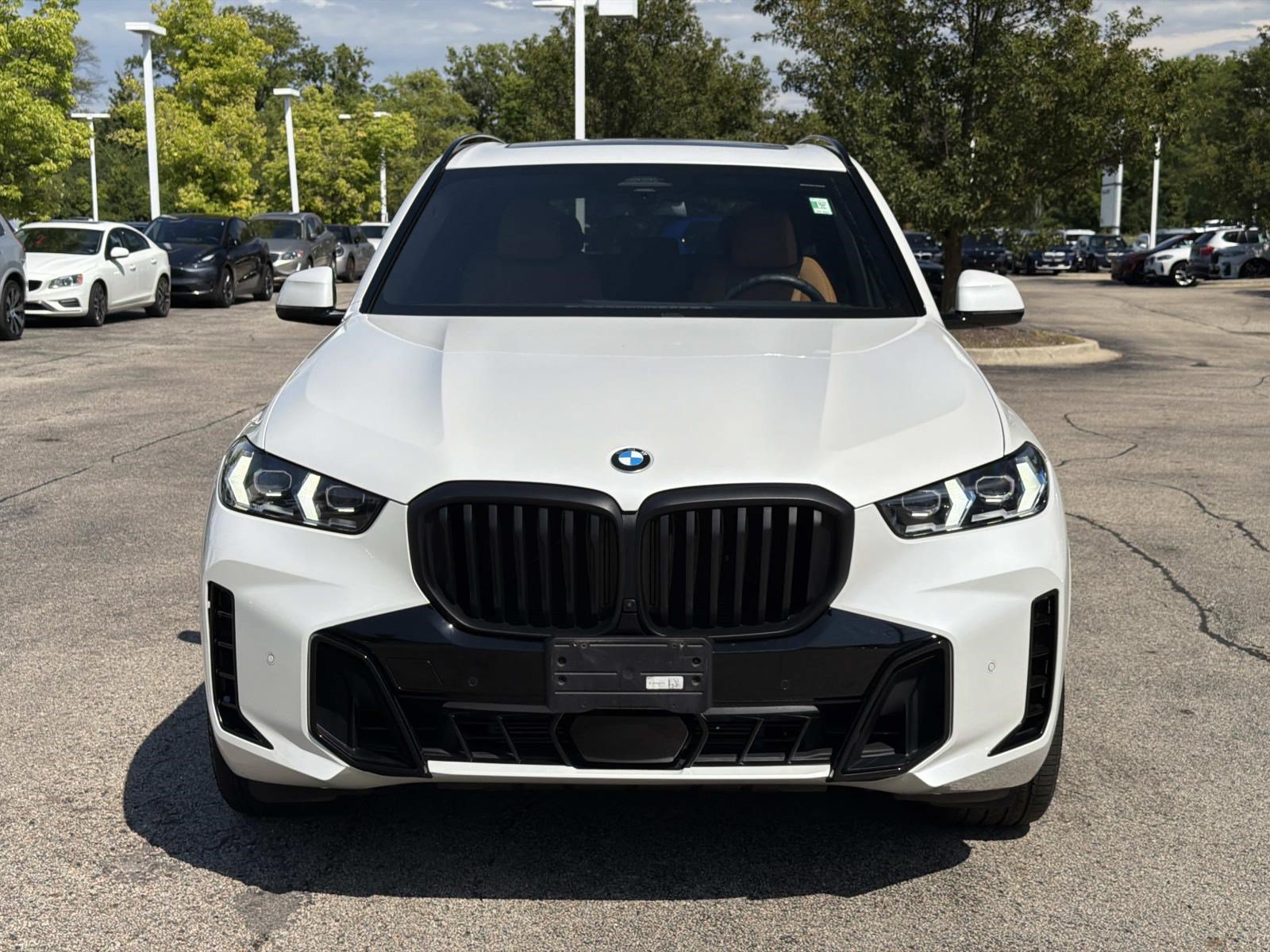 Certified 2024 BMW X5 xDrive40i w/ M Sport Package AWD/4WD image 2