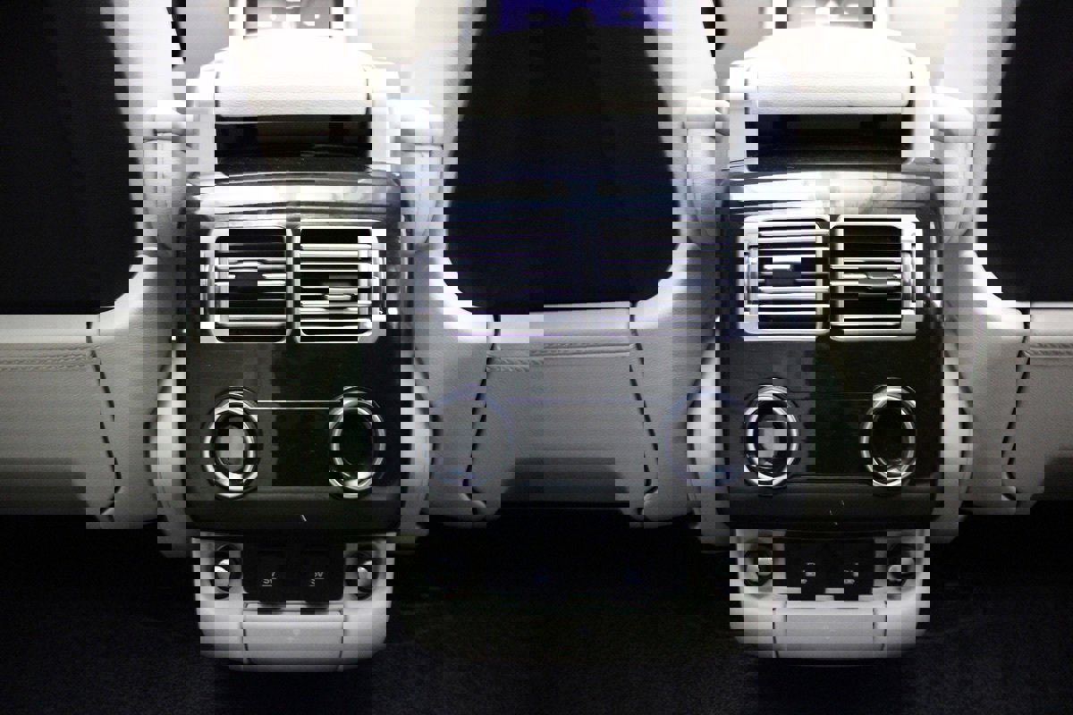 Used 2018 Land Rover Range Rover Supercharged AWD/ 21'' wheels image 37