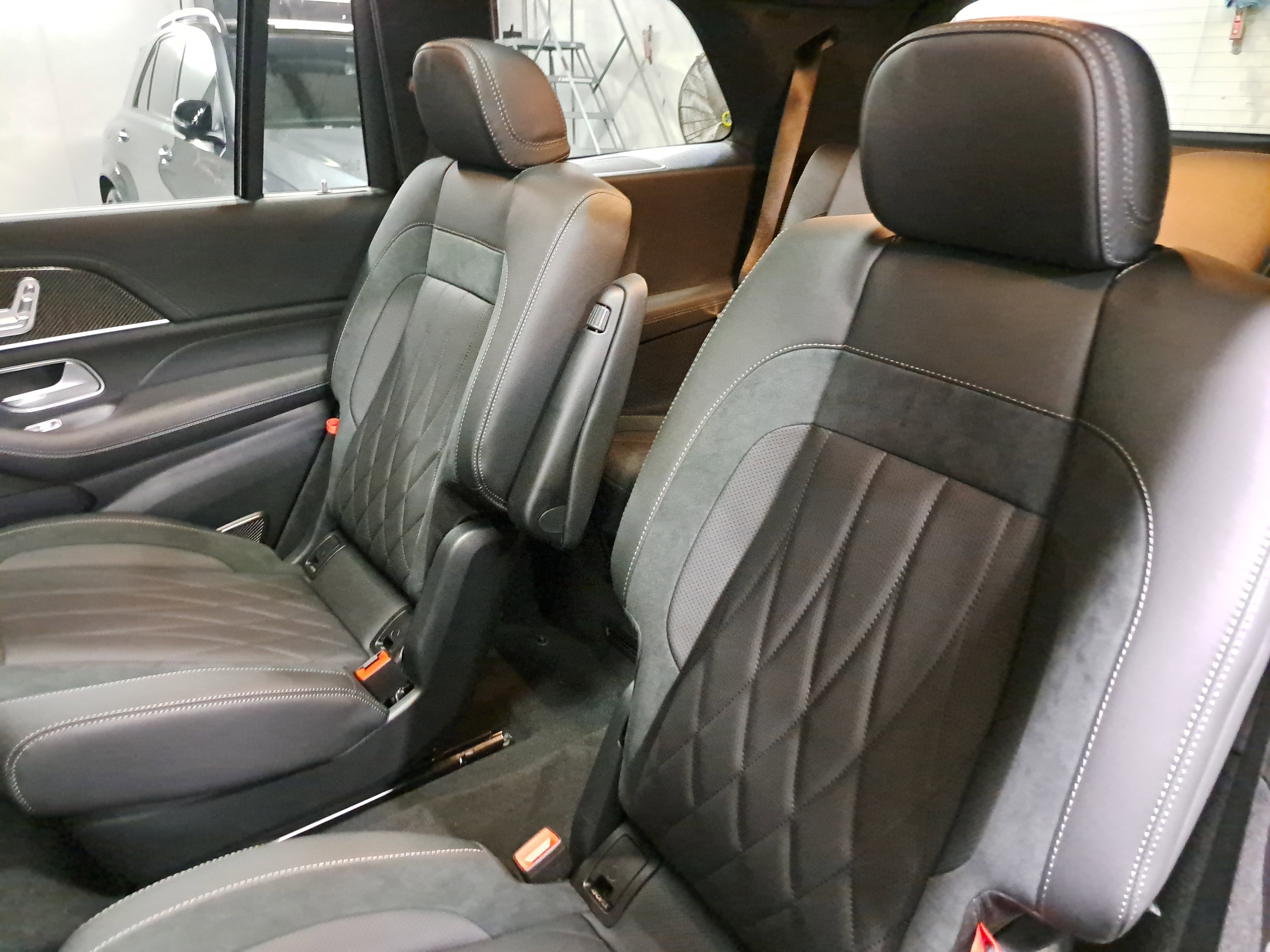 New 2026 Mercedes-Benz GLS 63 AMG 4MATIC image 16