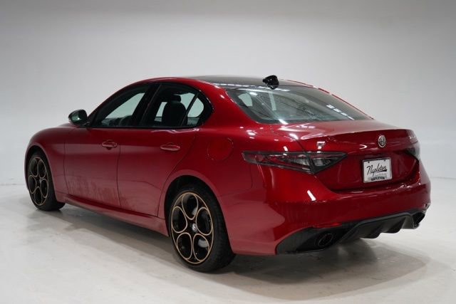 New 2025 Alfa Romeo Giulia AWD w/ Driving Assist Package image 5