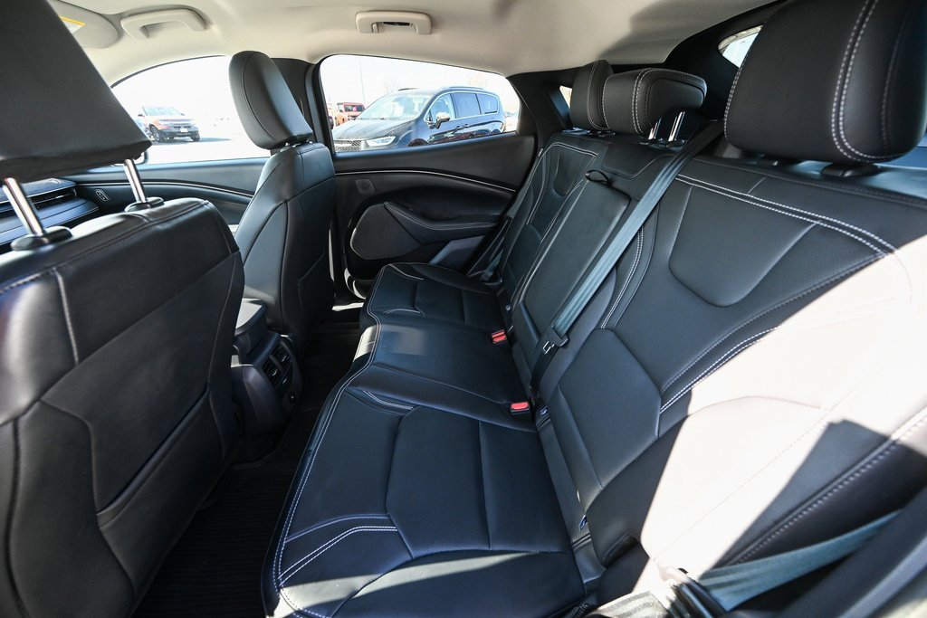 Used 2025 Ford Mustang Mach-E Premium image 22