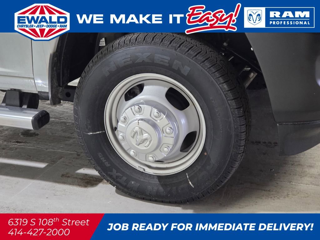 New 2024 RAM 3500 Tradesman image 10