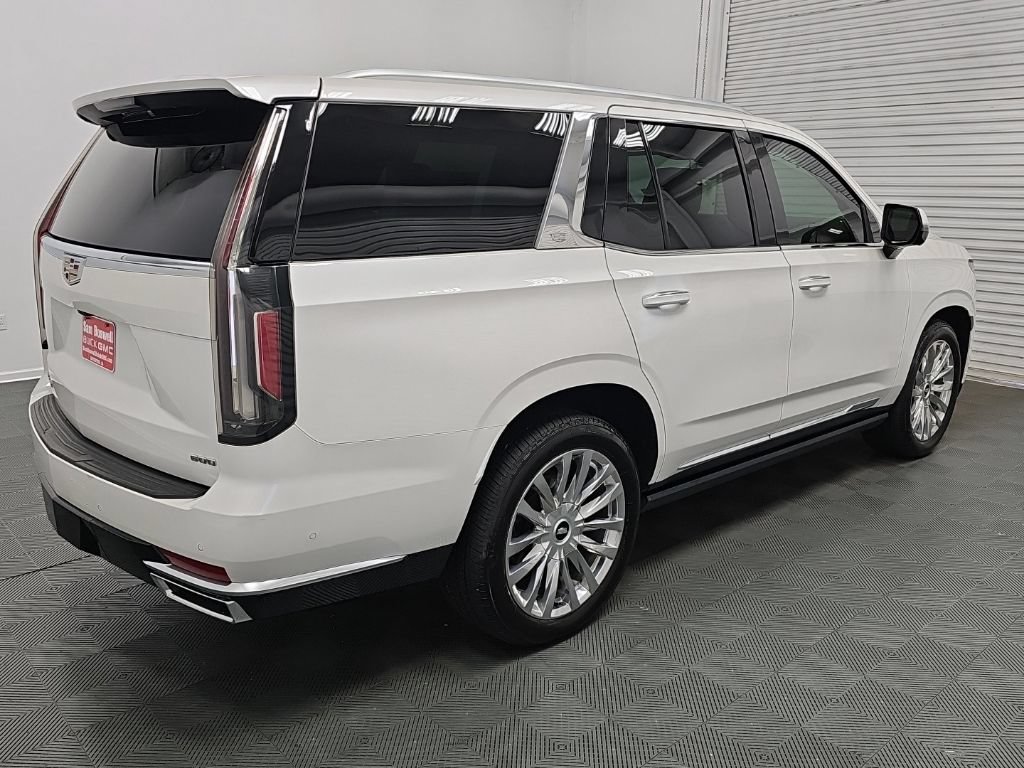Used 2022 Cadillac Escalade Premium Luxury w/ Performance Package AWD/4WD image 9