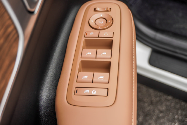 New 2027 Hyundai Santa Fe Limited FWD image 20