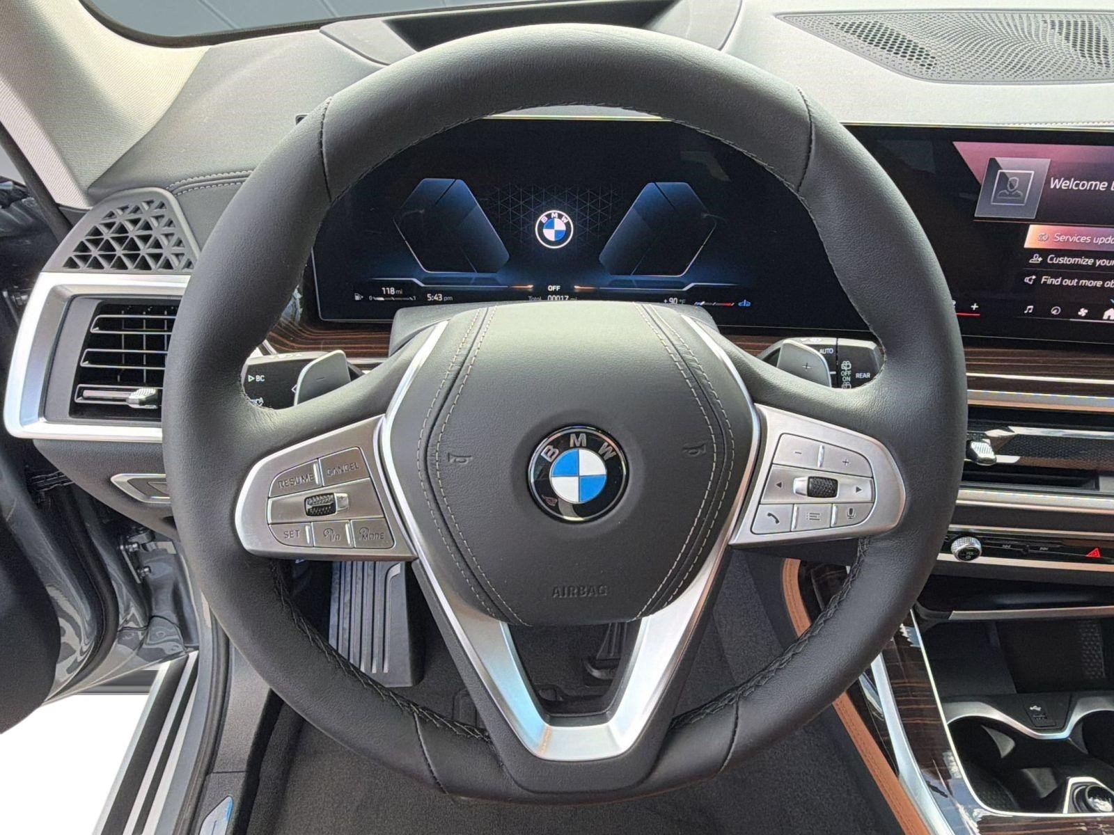 Used 2027 BMW X7 xDrive40i w/ Premium Package AWD/4WD image 10
