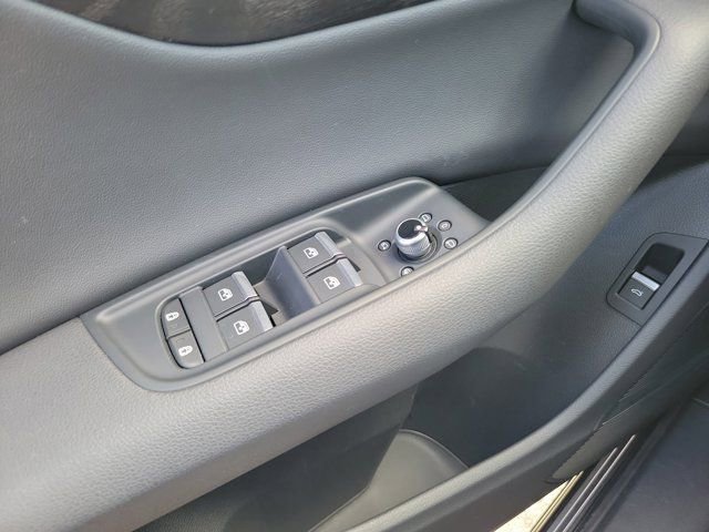 Certified 2022 Audi Q7 2.0T Premium Plus AWD/4WD image 18