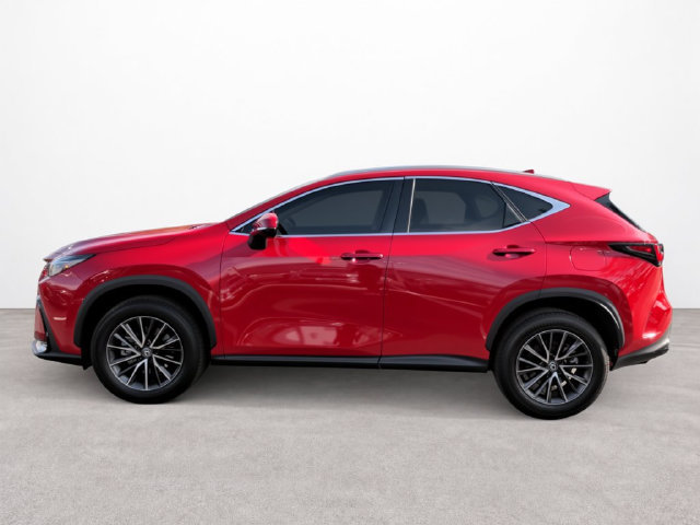 Used 2024 Lexus NX 250 FWD image 2