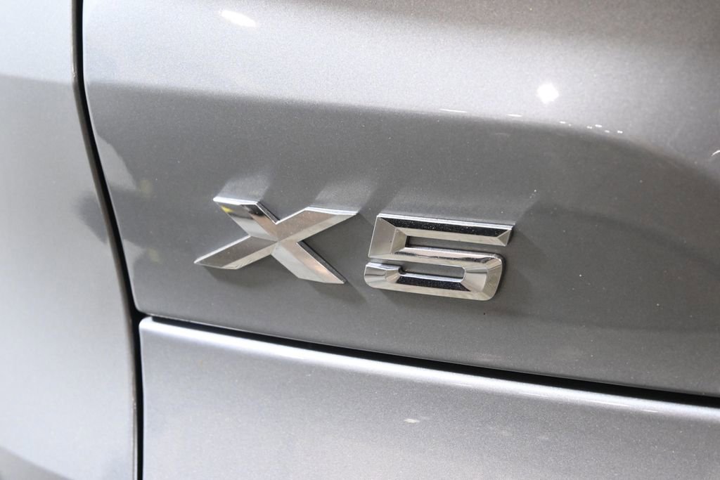 Certified 2024 BMW X5 xDrive50e w/ Premium Package image 40