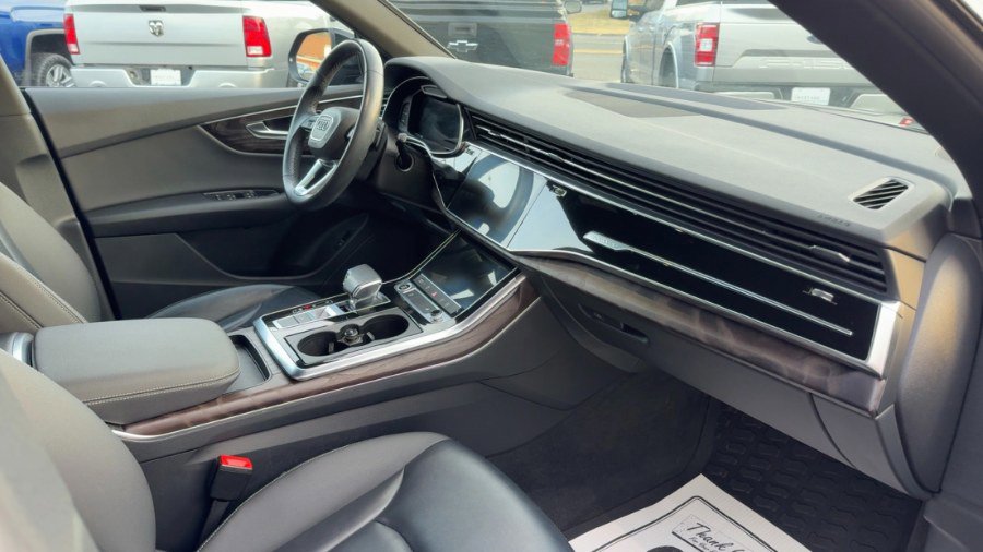 Used 2021 Audi Q8 Premium w/ Black Optic Package image 15