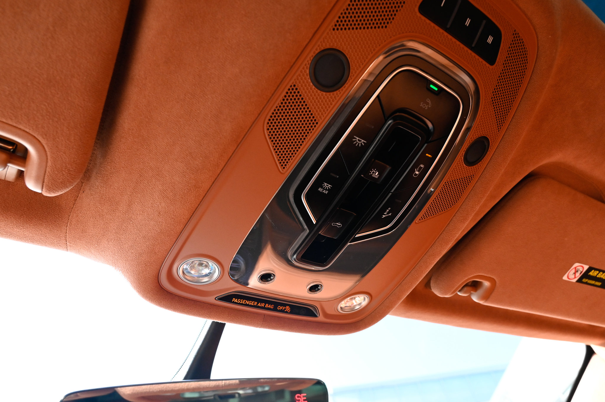 Used 2019 Bentley Bentayga image 30