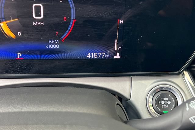 Used 2025 Chevrolet Trax LT FWD image 33