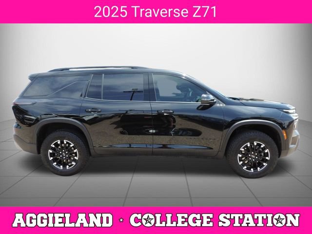 Certified 2025 Chevrolet Traverse Z71 AWD/4WD image 2