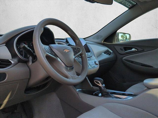 Used 2021 Chevrolet Malibu LS FWD image 10